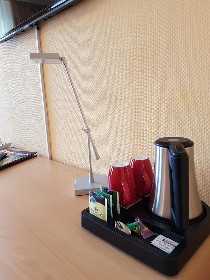 Altstadt Hotel Peiss شترالسوند المظهر الخارجي الصورة